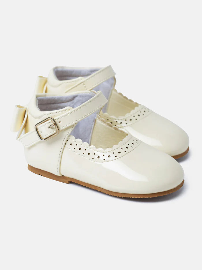 Ivory Bow Shoes