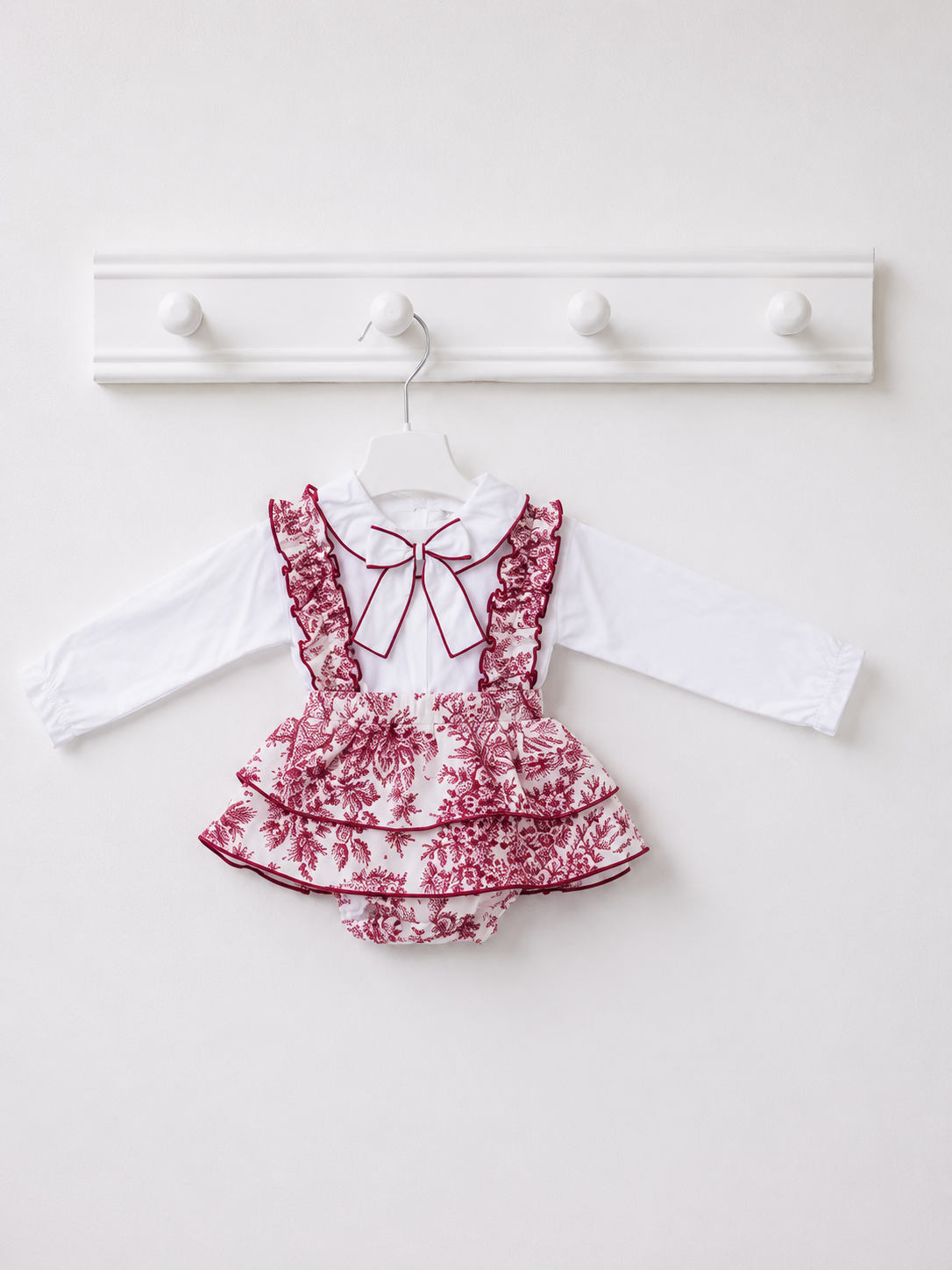 Beautiful Spanish Cherry Set